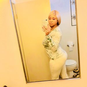 Meet your Posher, Jasmine